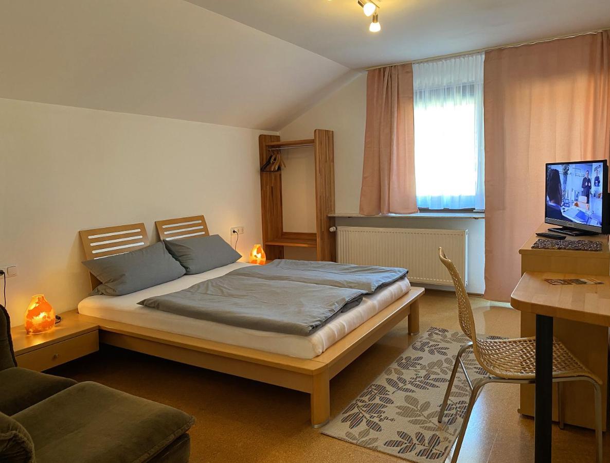 Gaestehaus Elisabeth Poppenhausen Εξωτερικό φωτογραφία